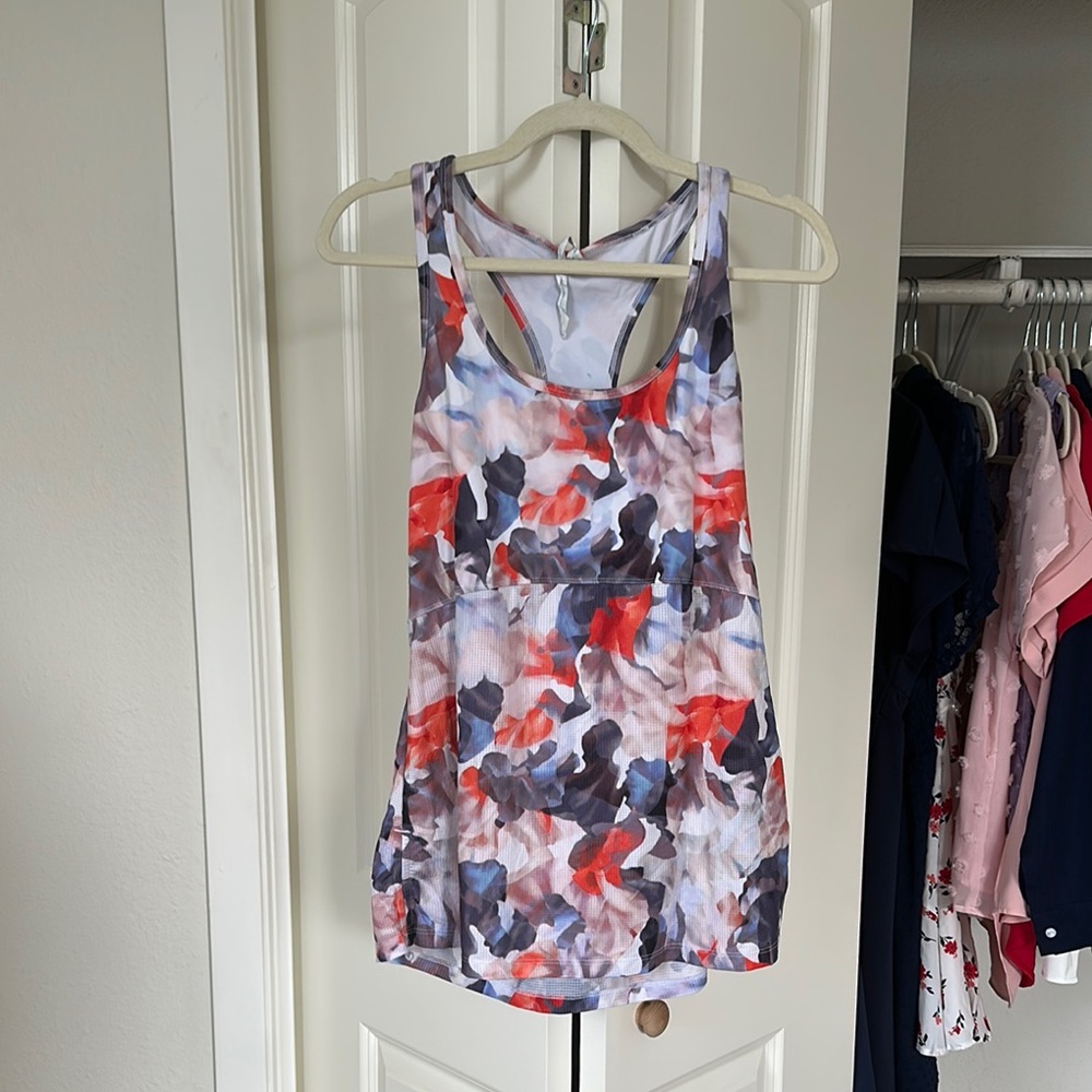 Fabletics Red and White Cut Out Sleeveless Tank Top